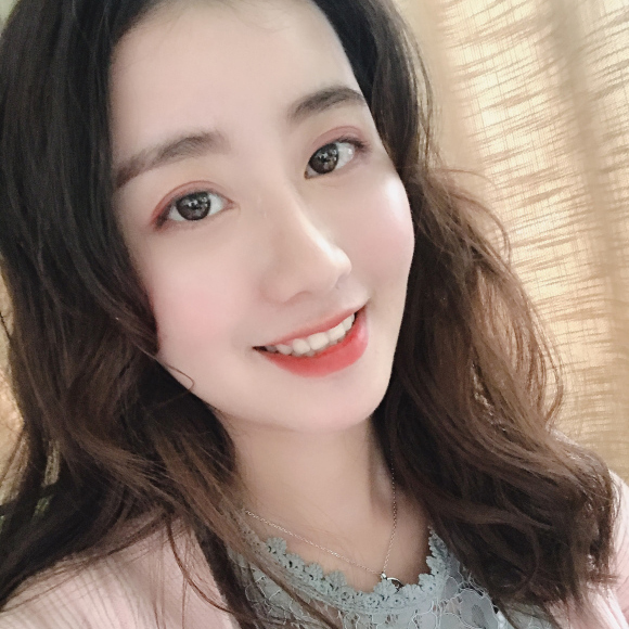 杨明露的整形术后图片