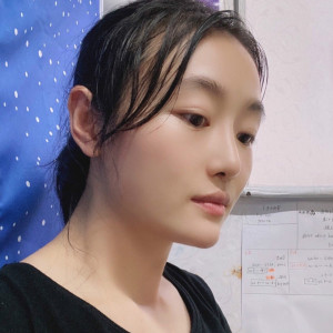 低调的、凤凰的整形术后图片